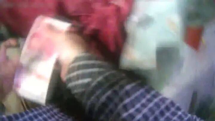 扬州一女子刷短视频惹祸：偷偷去银行取了6万现金<strong></p>
<p>德州有几个证券公司</strong>，结果……