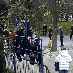 60多岁老人完成14个单杠大回环后猝死<strong></p>
<p>太平洋证券行情</strong>！