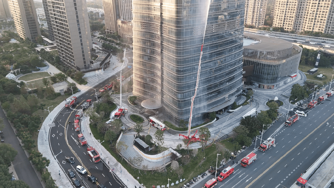 直击339米温州第一高楼“灭火救援现场”<strong></p>
<p>华林证券融资融券版app</strong>，多部门紧急联动“以练促战”！