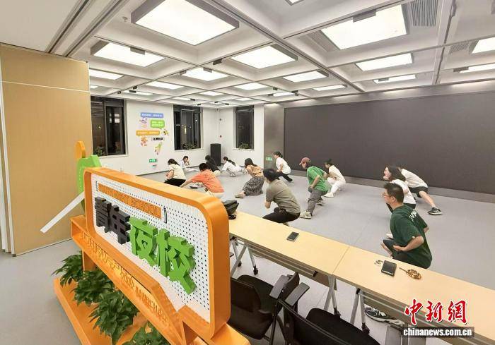 年均引进3万大学生<strong></p>
<p>证券公司上市时间排名</strong>，浙江最年轻城区靠什么？