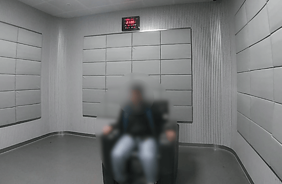 上门取走19万元<strong></p>
<p>长江证券王世平简介</strong>，杭州一西装革履“金融专员”被抓！在高速服务区被抓，车上塞满现金