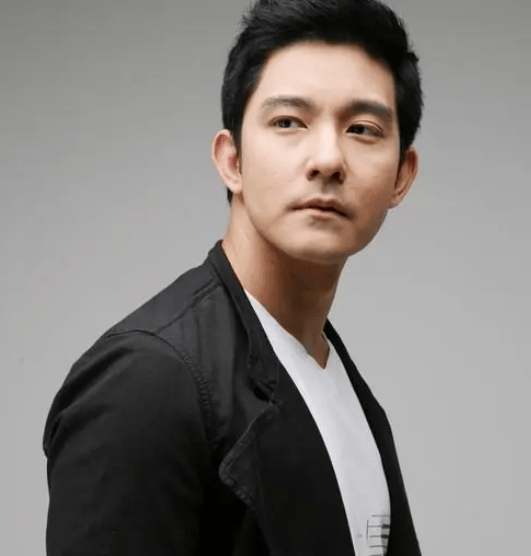 《放羊的星星》主演立威廉确诊甲状腺癌<strong></p>
<p>长江证券王世平简介</strong>，已进行两次手术；透露目前已99%切除肿瘤