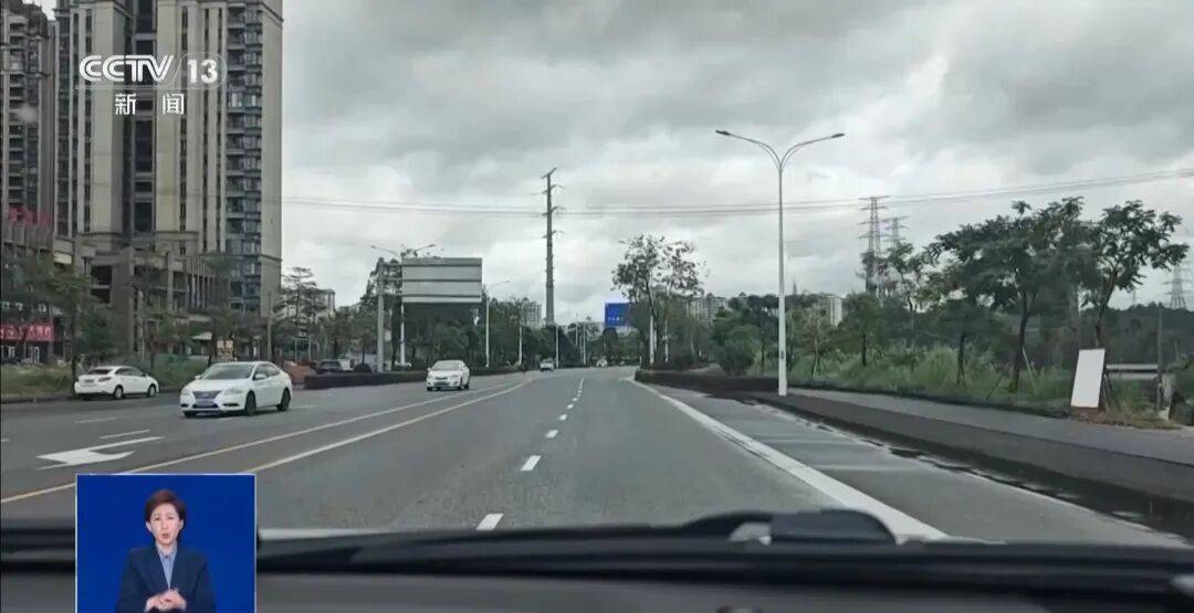 央视披露：男子在网吧厕所墙上看到“高薪日结5000-20000”广告<strong></p>
<p>证券的中登安全证书</strong>，即将出境时被警方拦下