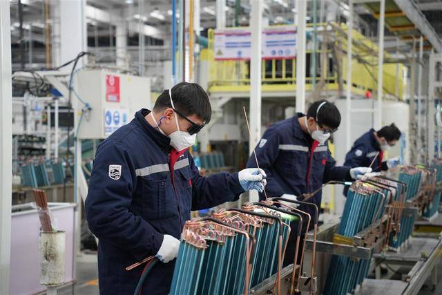 董明珠硬刚空调“铝代铜”<strong></p>
<p>上海华信证券涨停宝</strong>！海尔、美的、小米将联合推动空调核心散热部件的铜管换成铝管