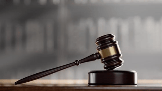 女子入职不到一年结婚怀孕<strong></p>
<p>中邮证券宋英忠</strong>，请病假婚假产假均未获批 离职起诉后公司被判支付10万元