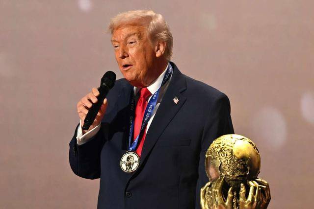 世界杯转播权谈崩<strong></p>
<p>东北证券有限责任公司</strong>,33亿人无法观看,FIFA高管来华能解决问题吗